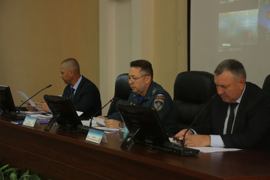 Заседание  комиссии по предупреждению и ликвидации чрезвычайных ситуаций и обеспечению пожарной безопасности Нижегородской области  23 сентября 2025 г